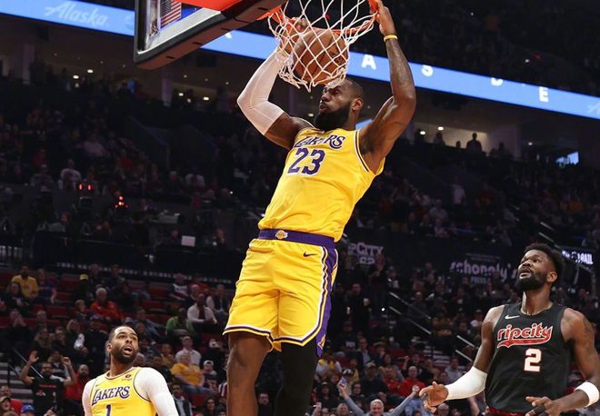 包含湖人队新援表现抢眼,望助球队走出低谷的词条 包含湖人队新援表现抢眼,望助球队走出低谷的词条