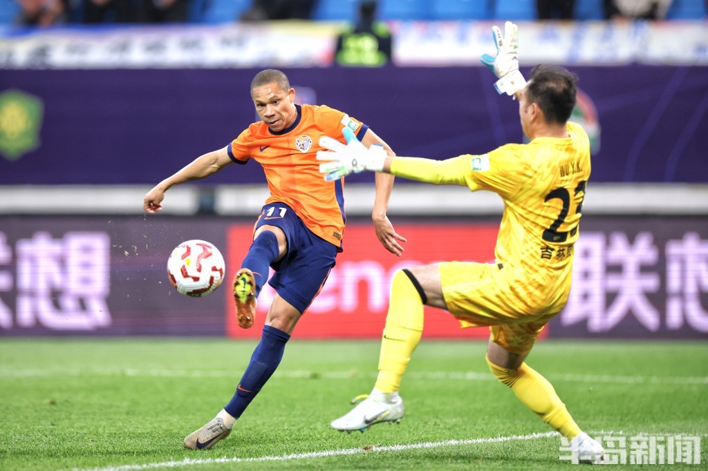 包含湖南海牛客场击败河北精英，获取首胜的词条