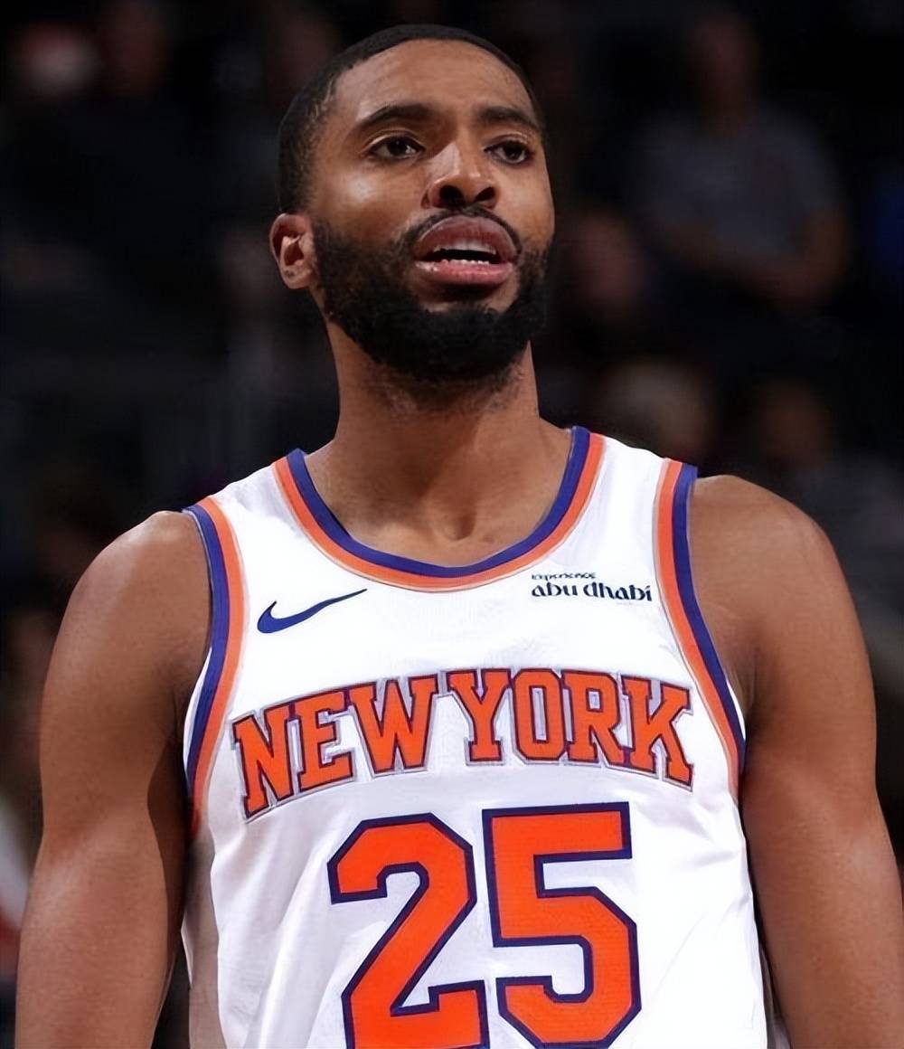 热火复出首战,唐斯状态火爆,险胜成为焦点!的简单介绍