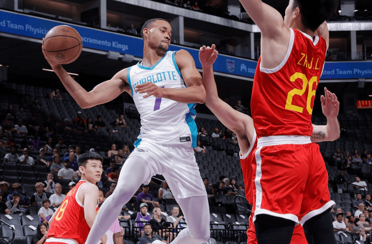 包含黄蜂爆发新星,球队未来可期刷新纪录,塔图姆球队迎来希望!的词条